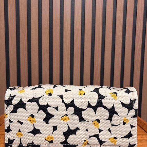 Coach Black and Cream Floral Backpack Cargo Tote 26 With Floral Print - Picture 9 of 10